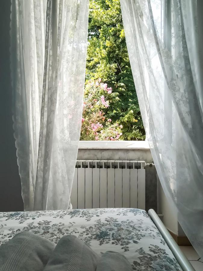 サルツァーナA Casa Di Ledaアパートメント エクステリア 写真