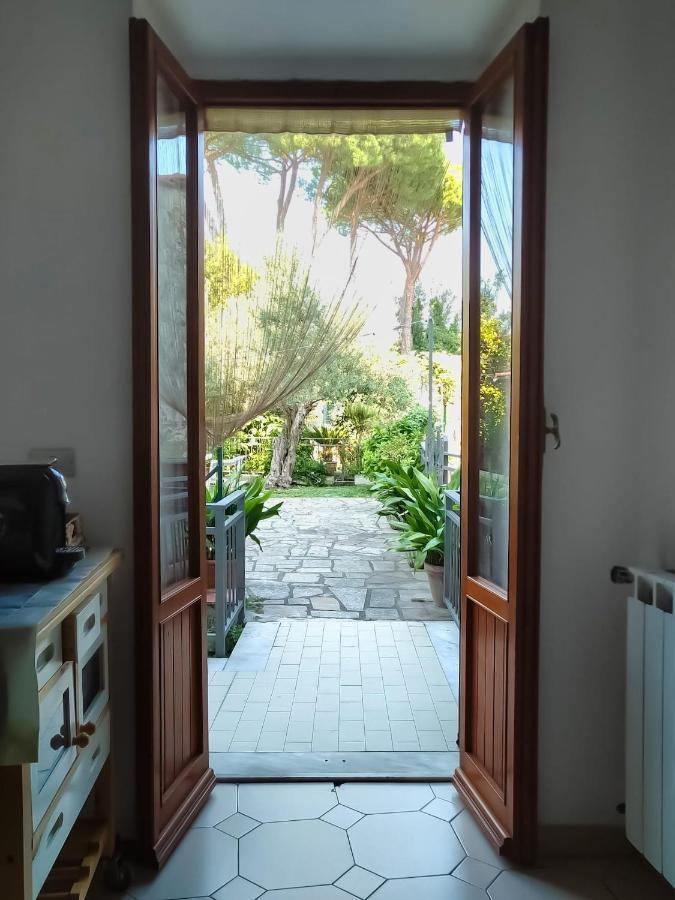 サルツァーナA Casa Di Ledaアパートメント エクステリア 写真