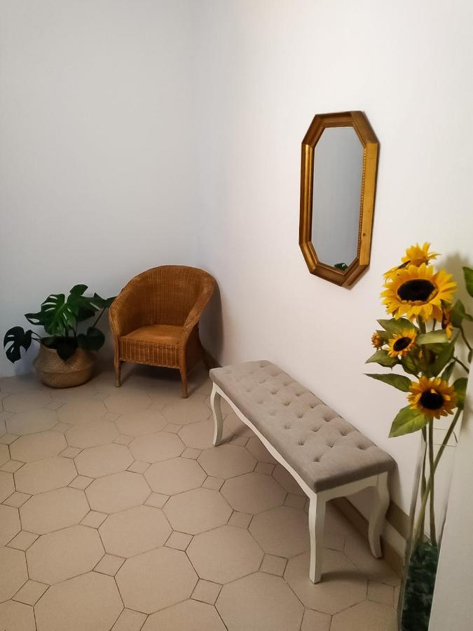 サルツァーナA Casa Di Ledaアパートメント エクステリア 写真
